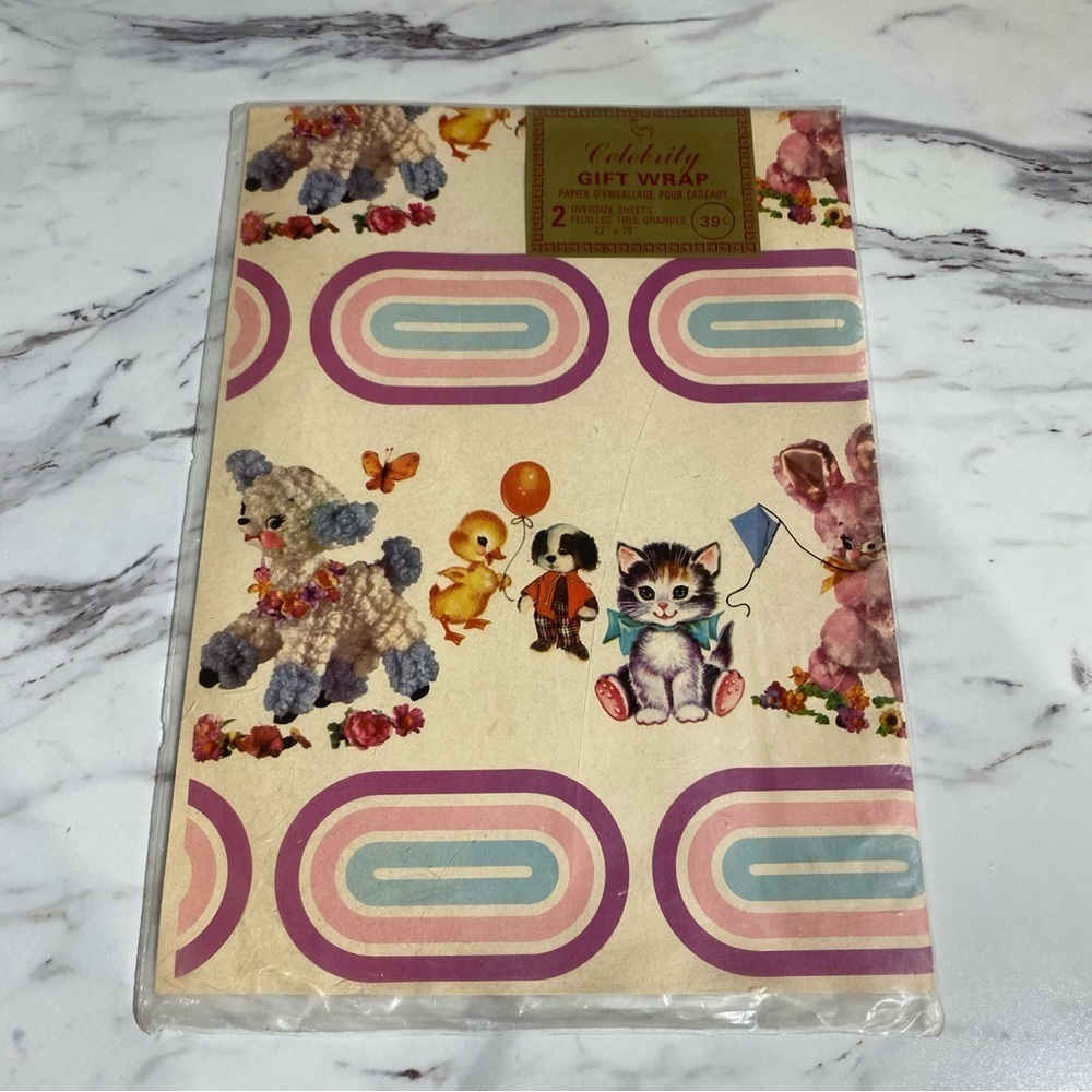 Vintage New gift wrap sheets kitschy cute animals